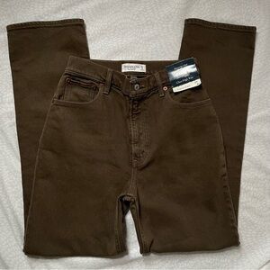Abercrombie & Fitch Women’s Ultra High Rise 90s Straight Jean size 27/4R